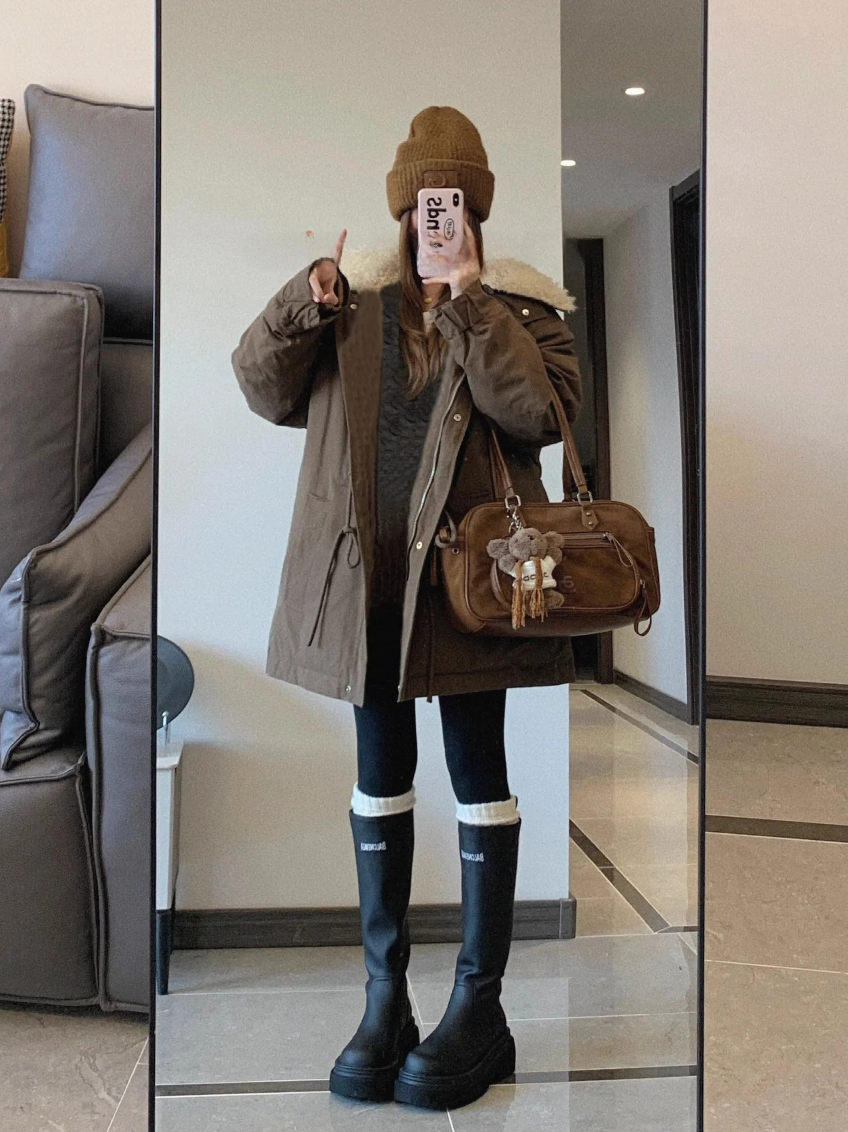 Women's Parka Coat Thickened Warm Cotton Jacket with Waist-Cinching Fur Collar Mid-Length Autumn Winter High-End Feel
Women's Parka Coat Thickened Warm Cotton Jacket with Waist-Cinching Fur Collar Mid-Length Autumn Winter High-End Feel