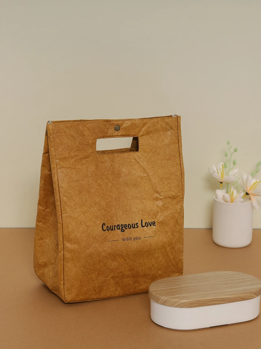 LucaAlberto American Retro Sle Waterproof Thermal Lunch Box Bag Handheld Work Lunch Bag DuPont Paper Material
LucaAlberto American Retro Sle Waterproof Thermal Lunch Box Bag Handheld Work Lunch Bag DuPont Paper Material