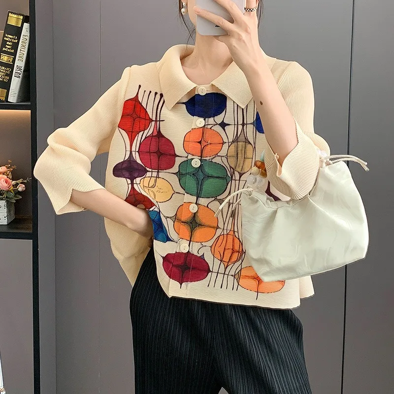 Miyake Pleated Shirt 2025 Autumn New Miyake Pleated Lapel Cardigan Single Row Multi-button Striped Retro Casual Versatile
Miyake Pleated Shirt 2025 Autumn New Miyake Pleated Lapel Cardigan Single Row Multi-button Striped Retro Casual Versatile
