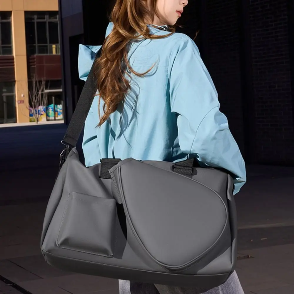 Large Capacity Badminton Rackets Bag Multifunctional Waterproof Fitness Handbag Multi-pocket Badminton Shoulder Bag
Large Capacity Badminton Rackets Bag Multifunctional Waterproof Fitness Handbag Multi-pocket Badminton Shoulder Bag
