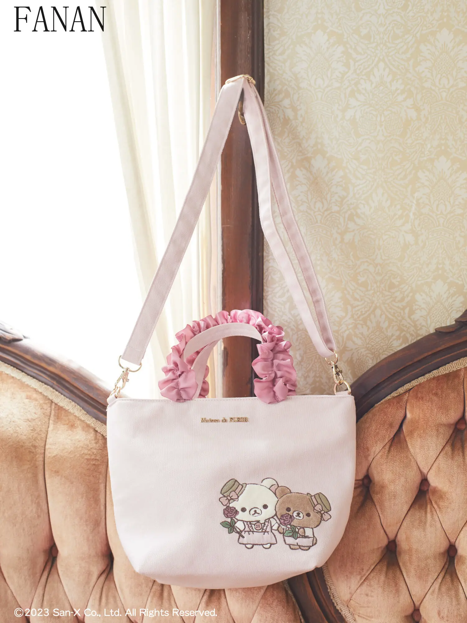 Japanese Women's Handbags hand-held shoulder diagonal fashion canvas Bag printing makeup hand-held storage Crossbody Bags
Japanese Women's Handbags hand-held shoulder diagonal fashion canvas Bag printing makeup hand-held storage Crossbody Bags