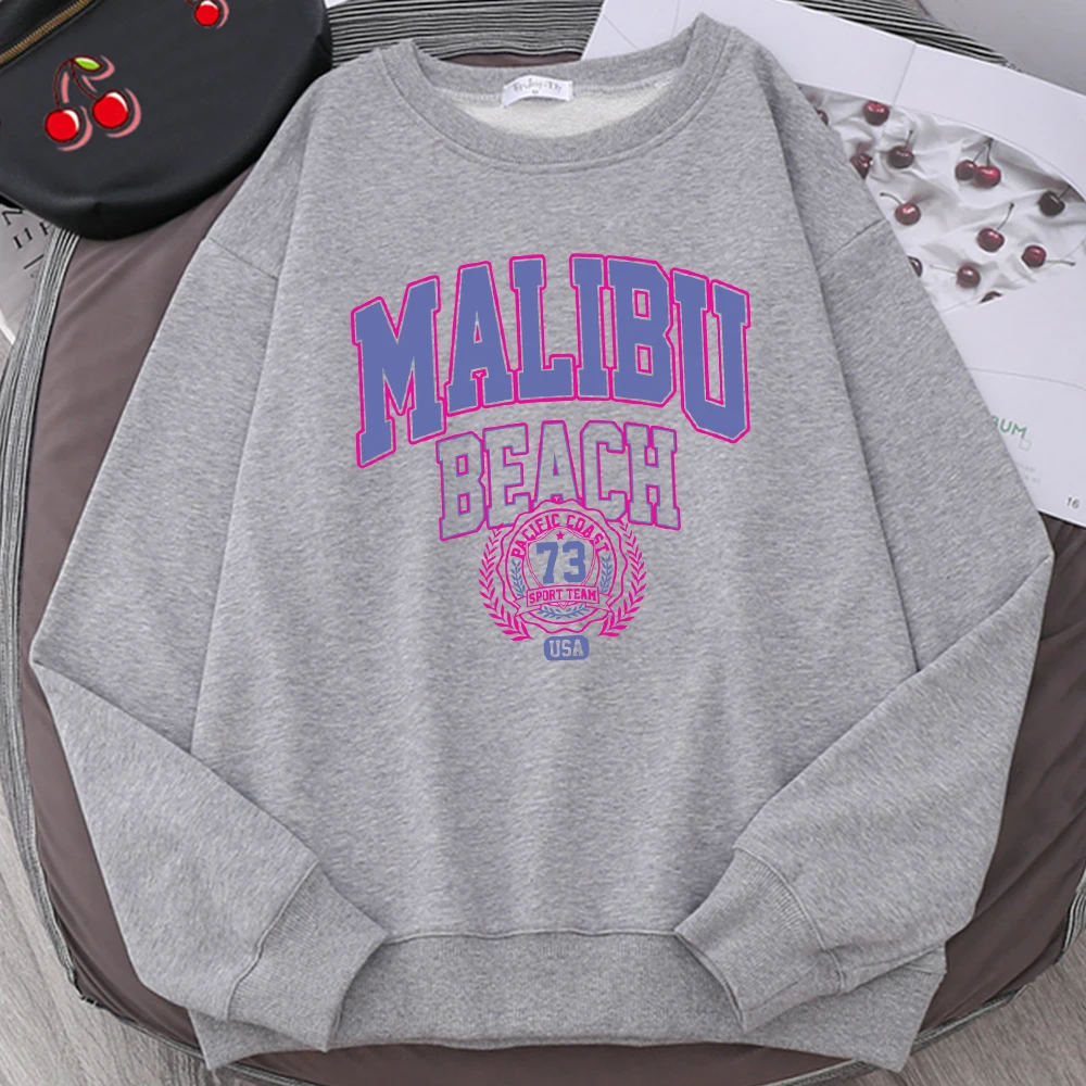 Retro Malibu Beach Art Letter Printed Female Sweatshirt Fashion Casual Pullovers Hip Hop Loose Clothing Comfortable Autumn Top
Retro Malibu Beach Art Letter Printed Female Sweatshirt Fashion Casual Pullovers Hip Hop Loose Clothing Comfortable Autumn Top
