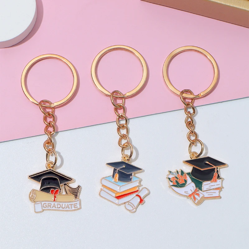 Creative Flowers Bachelor's Hat Book Pendant Keychain Top Student Graduation Season Souvenir Bag Pendant
Creative Flowers Bachelor's Hat Book Pendant Keychain Top Student Graduation Season Souvenir Bag Pendant