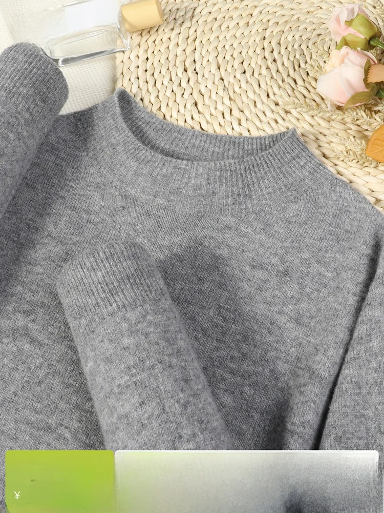 Warm 100 Woolen Women's Sweater Half High Collar Versatile And Bright SNOW FLYING Commute Style Long Sleeve Knitted Top
Warm 100 Woolen Women's Sweater Half High Collar Versatile And Bright SNOW FLYING Commute Style Long Sleeve Knitted Top