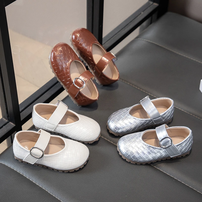 Girls Mary Jane Shoes Children PU Leather Shoes for Party Wedding Soft Sole Kids Flats Princess Casual Shoes Size 23-33
Girls Mary Jane Shoes Children PU Leather Shoes for Party Wedding Soft Sole Kids Flats Princess Casual Shoes Size 23-33