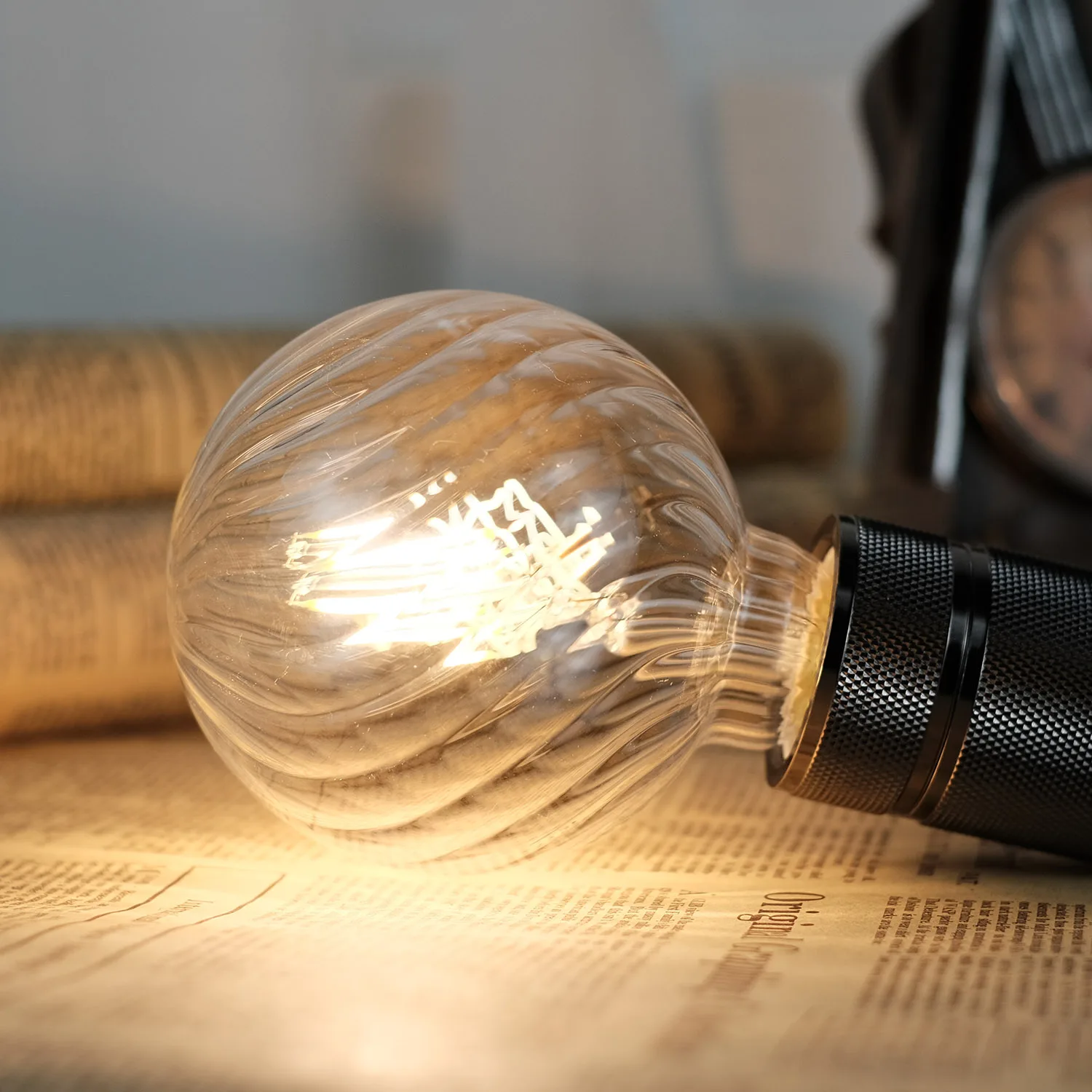 TIANFAN Edison Bulb Led Filament G95 4W 2700Kelvin Vintage 110V 220V Specialty Decorative Light Bulb Swirl Shape
TIANFAN Edison Bulb Led Filament G95 4W 2700Kelvin Vintage 110V 220V Specialty Decorative Light Bulb Swirl Shape