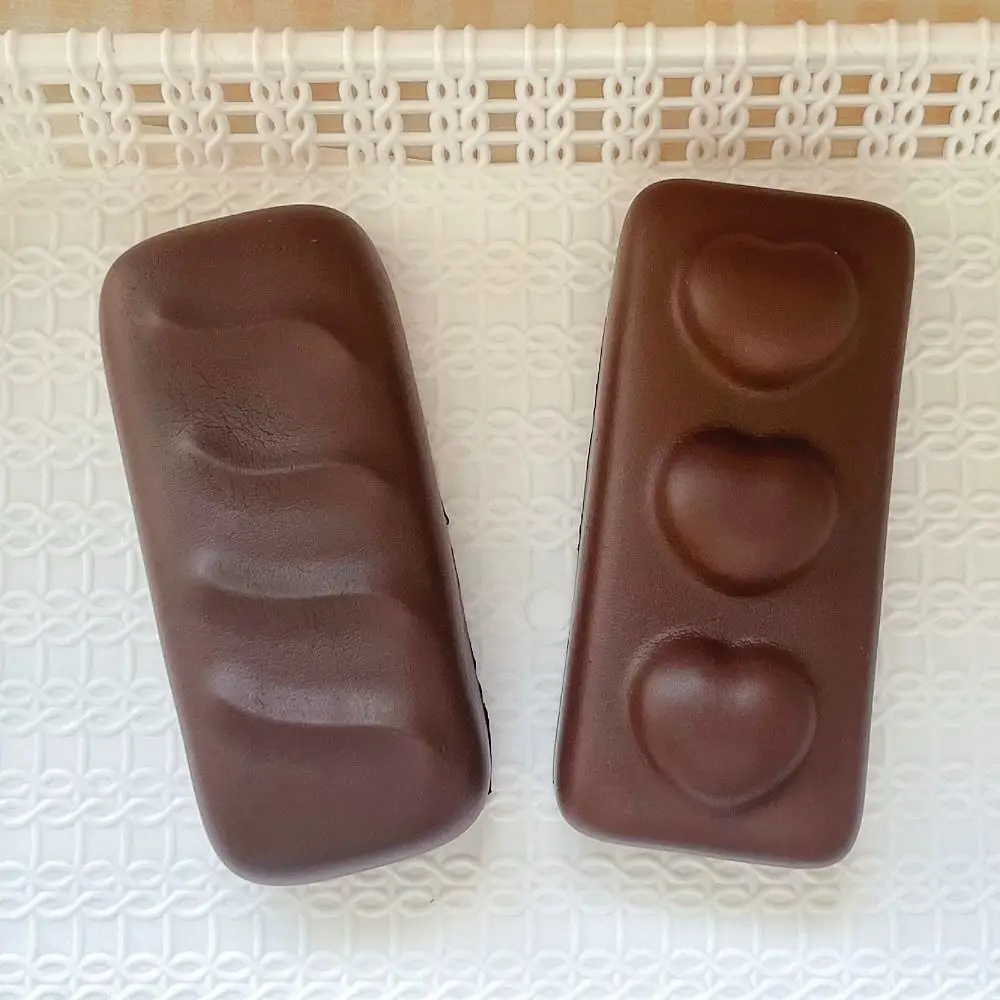 Cartoon Simulation Bread Squeeze Toys Chocolate Slow Rebound Cute Donut Fidget Toy 3D Bread Shaped Croissant Squeeze Toy
Cartoon Simulation Bread Squeeze Toys Chocolate Slow Rebound Cute Donut Fidget Toy 3D Bread Shaped Croissant Squeeze Toy