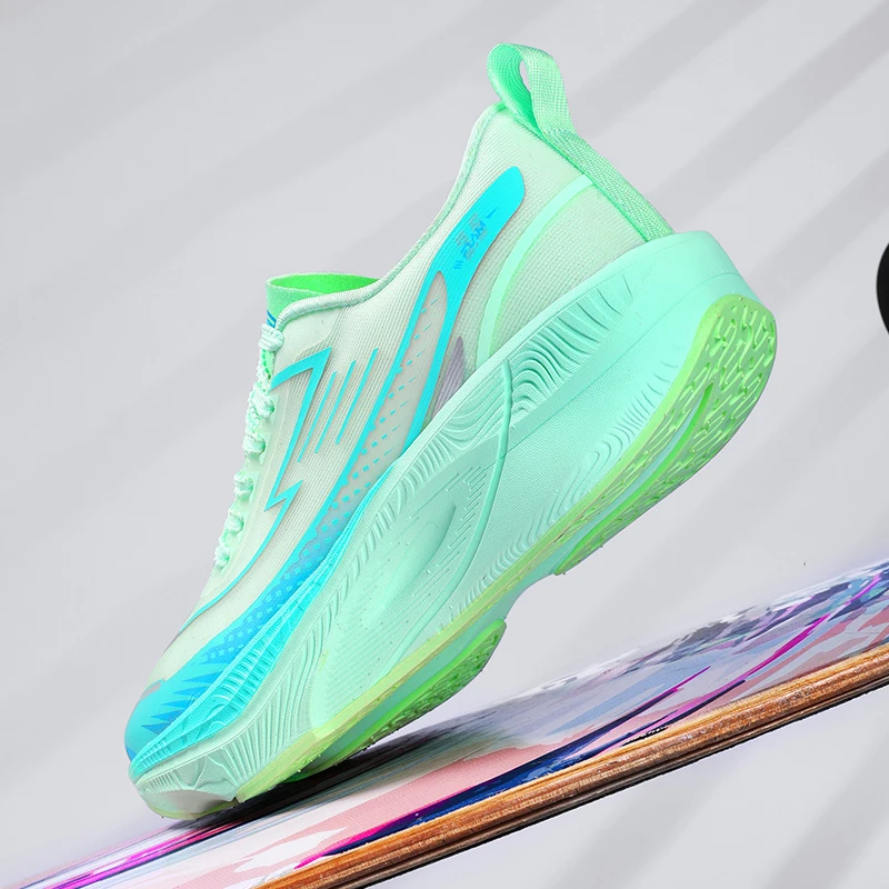 New Style Couples Running Shoes Breathable Fashion Jogging Sneakers Wear-Resisting Outdoor Sneakers Low Top Running Gym Shoes
New Style Couples Running Shoes Breathable Fashion Jogging Sneakers Wear-Resisting Outdoor Sneakers Low Top Running Gym Shoes