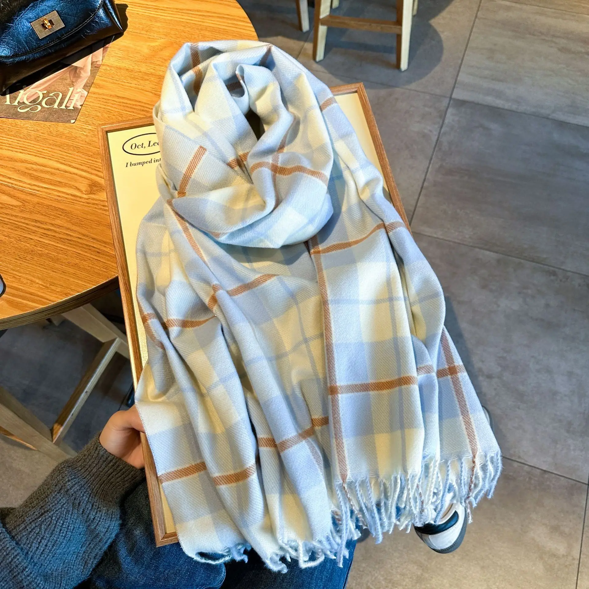 Scarf for Women, Autumn and Winter Hot Items, Couple's Field Shaped Line Scarf Tassel Versatile Student's Warm and Thick Scarf
Scarf for Women, Autumn and Winter Hot Items, Couple's Field Shaped Line Scarf Tassel Versatile Student's Warm and Thick Scarf