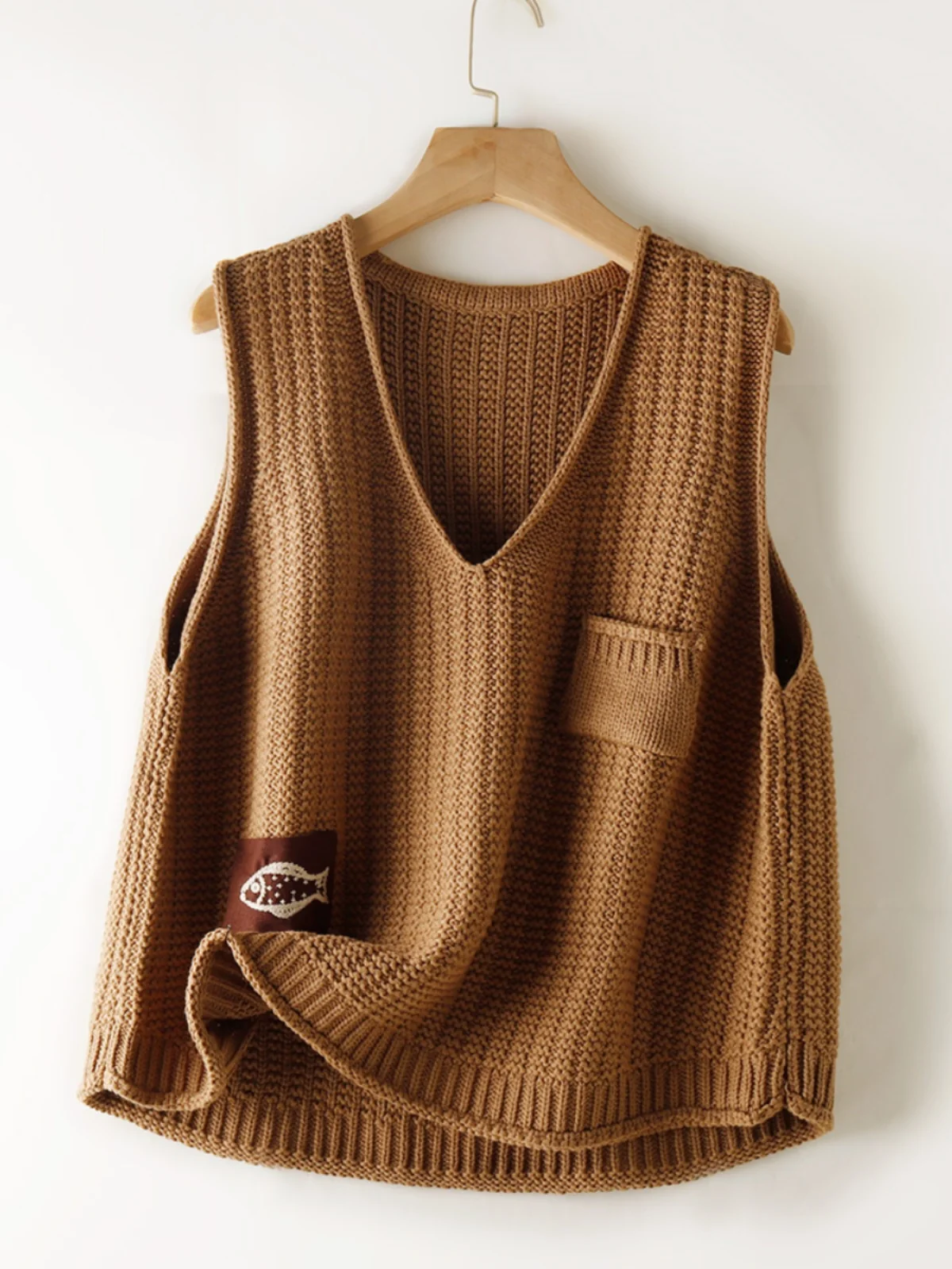 Ladies Knitted Vest Top Sweet Style Outerwear Lazy Fashion Women's Clothing V-Neck No-Cuff Color Fashionable Vest
Ladies Knitted Vest Top Sweet Style Outerwear Lazy Fashion Women's Clothing V-Neck No-Cuff Color Fashionable Vest