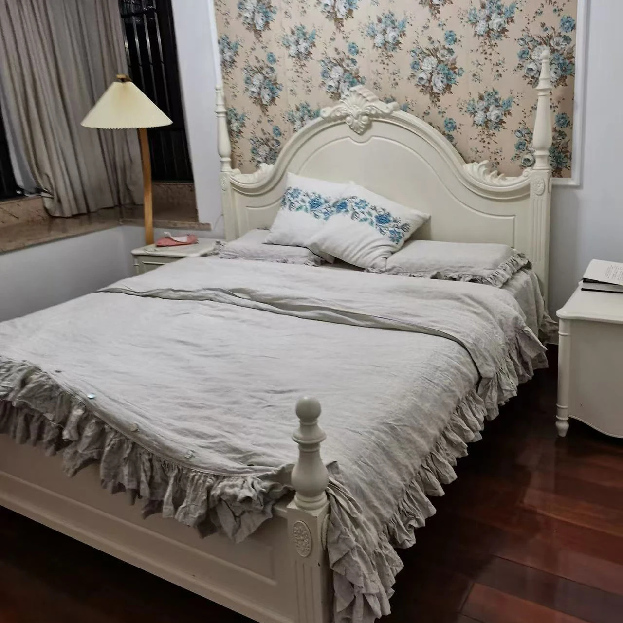 1 Piece Ruffle Duvet Cover,100% Linen Quilt Cover Queen/King Double Single Bed,Bed Cover housse de couette (No Pillowcases)
1 Piece Ruffle Duvet Cover,100% Linen Quilt Cover Queen/King Double Single Bed,Bed Cover housse de couette (No Pillowcases)