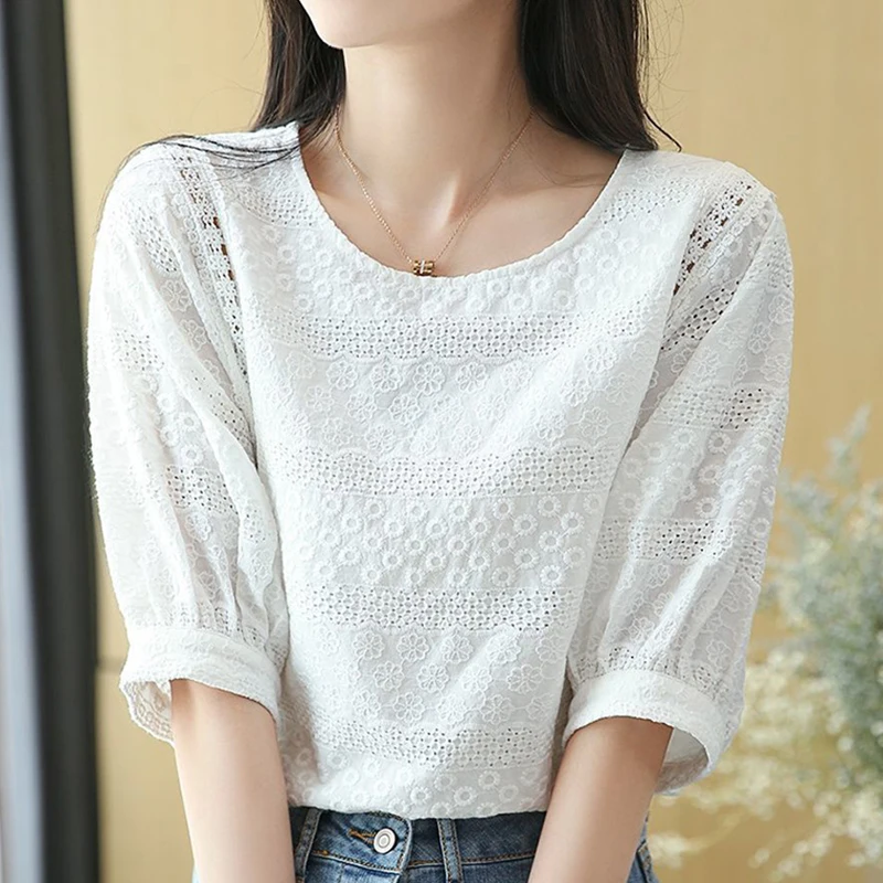 Elegant Solid Color Hollow Out Embroidery Blouse Women's Clothing Summer New Casual Pullovers Lantern Sleeve Commute Shirt
Elegant Solid Color Hollow Out Embroidery Blouse Women's Clothing Summer New Casual Pullovers Lantern Sleeve Commute Shirt