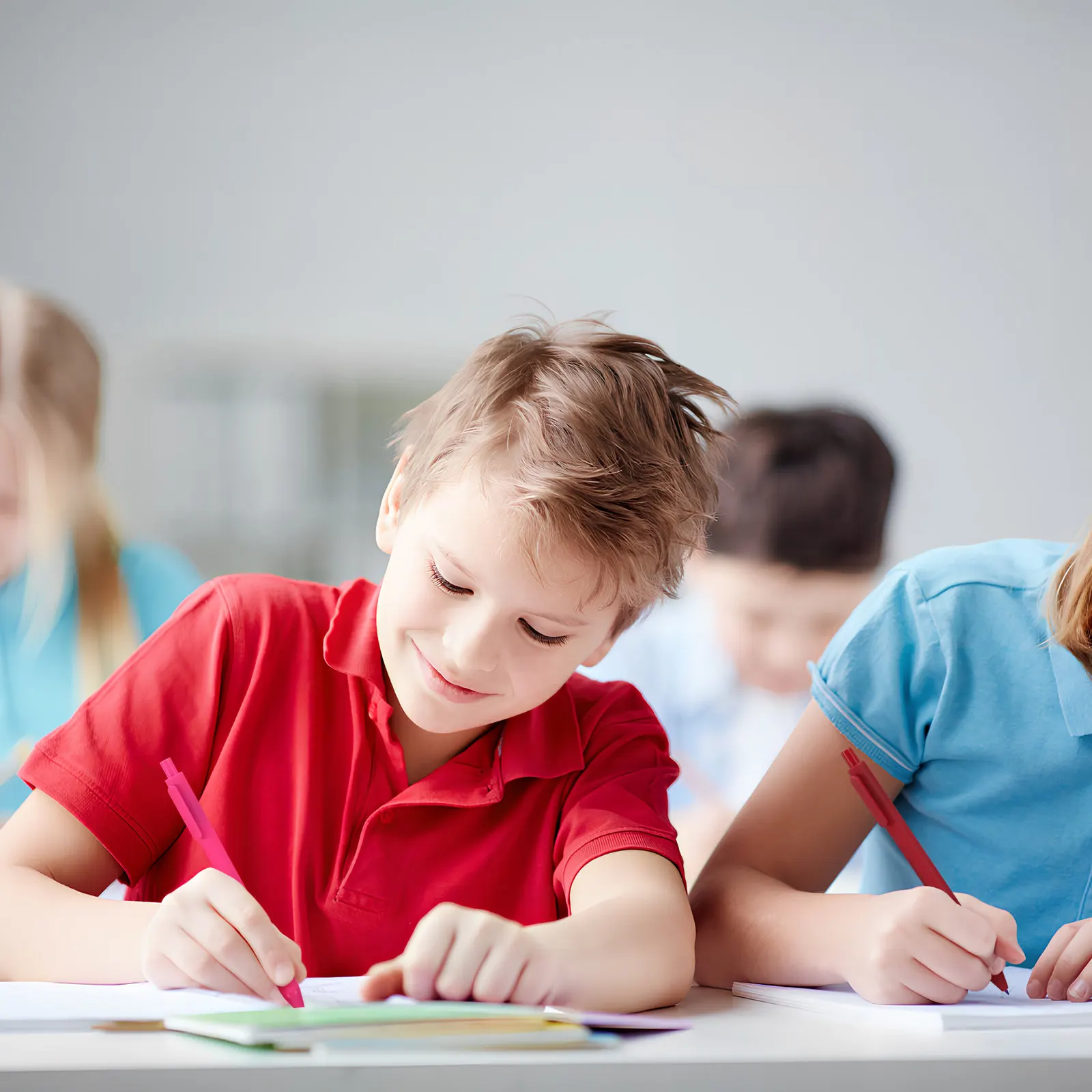 16Pcs Signature Pens Retractable Gel Pens Smooth Writing Fine Desk Accessories Note Taking Writing Tool
16Pcs Signature Pens Retractable Gel Pens Smooth Writing Fine Desk Accessories Note Taking Writing Tool