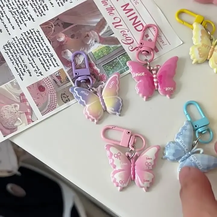 5 pieces of colorful letter butterfly keychains sweet cartoon girly heart student bag pendants accessories
5 pieces of colorful letter butterfly keychains sweet cartoon girly heart student bag pendants accessories