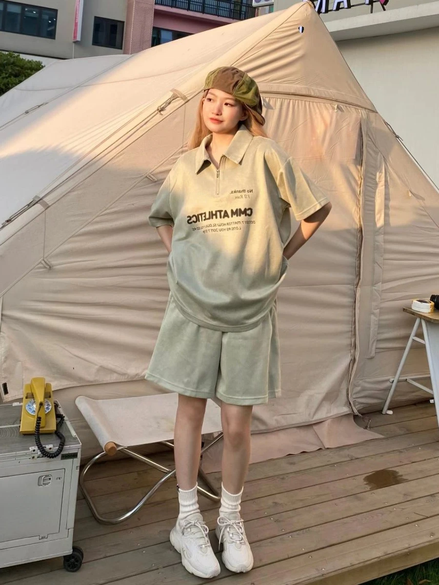 2000s Vintage Clothing Y2k Tshirts Short Sleeve Shorts Casual Sports Set Women Summer Loose American Two Piece Pants Set Fashion
2000s Vintage Clothing Y2k Tshirts Short Sleeve Shorts Casual Sports Set Women Summer Loose American Two Piece Pants Set Fashion