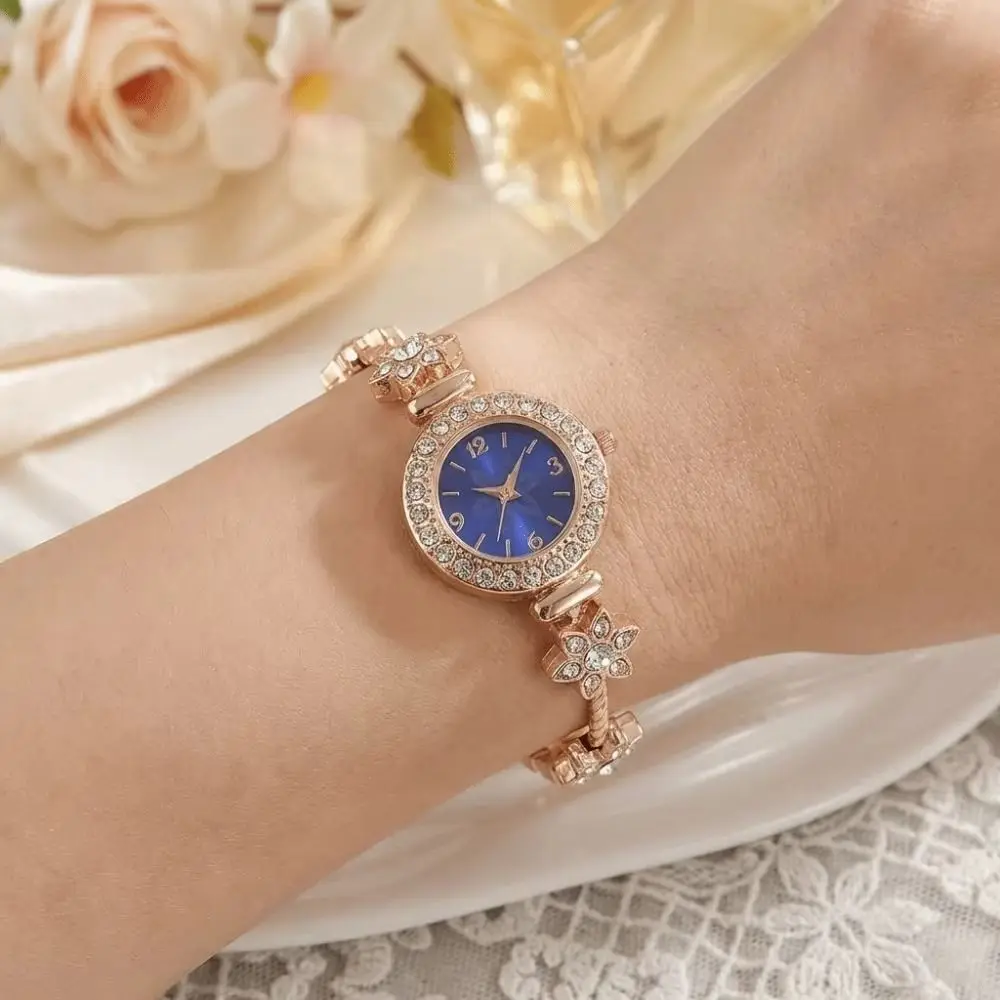 Slim Strap Rhinestone Quartz Watch Round Dial Small Dial Women Quartz Watch Leaf Design Pull Adjustable Rhinestone Watch
Slim Strap Rhinestone Quartz Watch Round Dial Small Dial Women Quartz Watch Leaf Design Pull Adjustable Rhinestone Watch