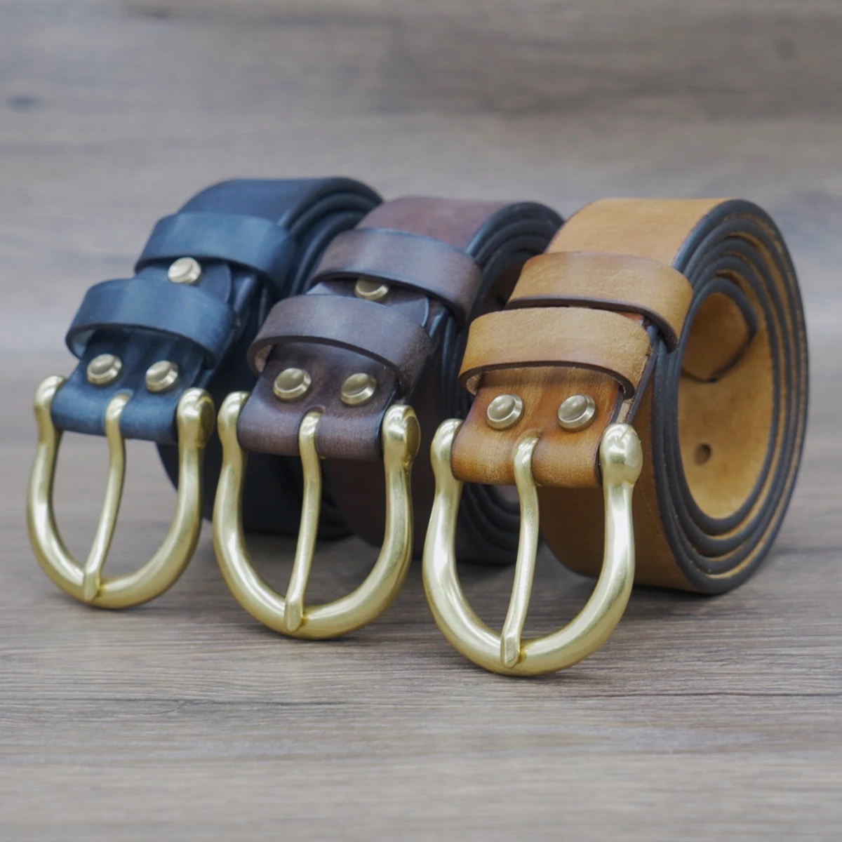 3.8cm Male Belt Copper Buckle Designer Cowskin Genuine Leather Belts for Men Luxury Vintage Lumbar Belt Man 
3.8cm Male Belt Copper Buckle Designer Cowskin Genuine Leather Belts for Men Luxury Vintage Lumbar Belt Man