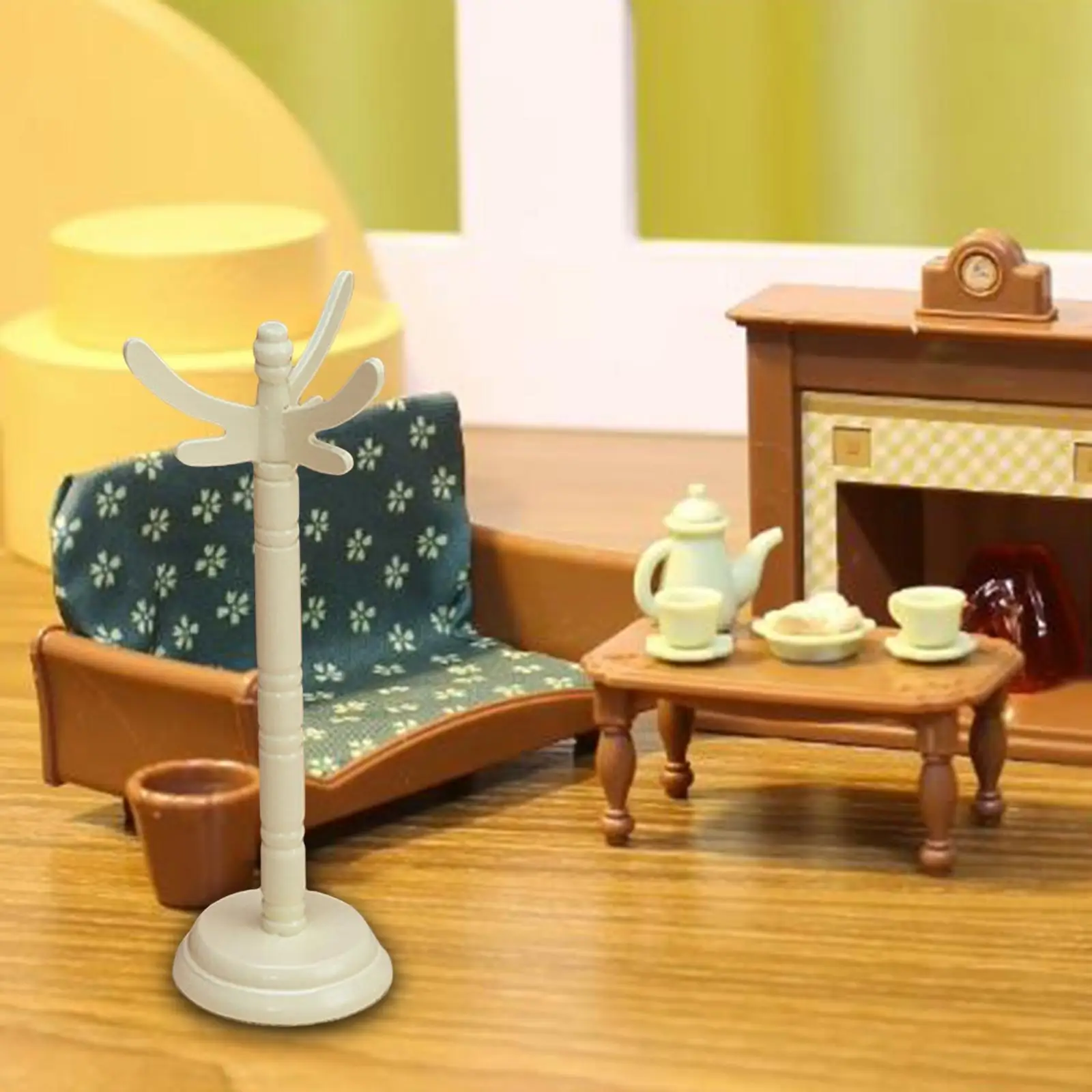 Dollhouse Miniature Garment Rack Miniature Wooden Dolls Clothes Hanger for Decor
Dollhouse Miniature Garment Rack Miniature Wooden Dolls Clothes Hanger for Decor