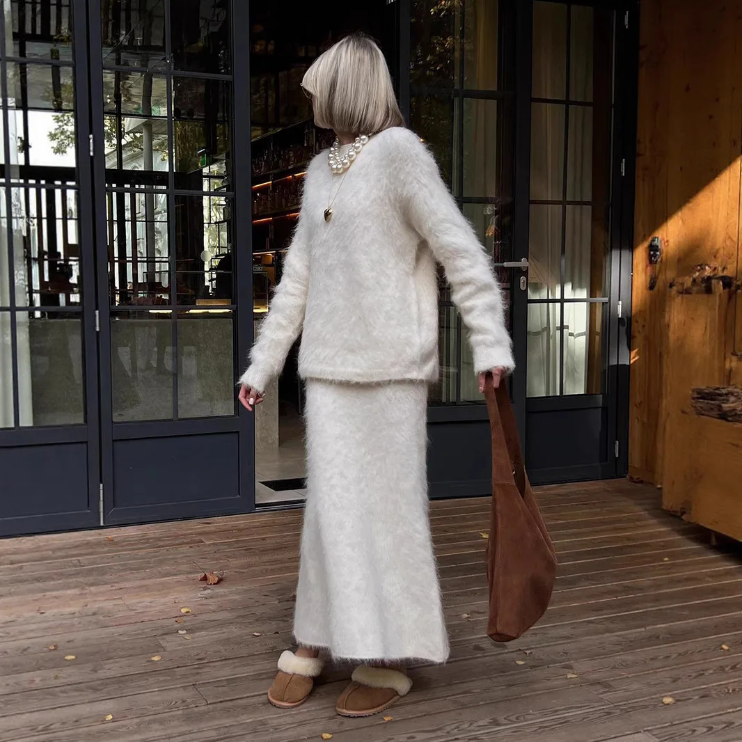 Зимняя женская трикотажная уличная одежда, комплект из 2 предметов, модный шерстяной пуловер большого размера, юбка с высокой талией, повседневная одежда для отдыха 
Зимняя женская трикотажная уличная одежда, комплект из 2 предметов, модный шерстяной пуловер большого размера, юбка с высокой талией, повседневная одежда для отдыха