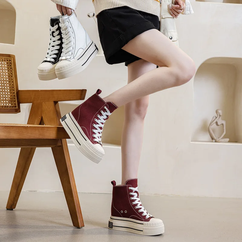2026 New Women Chunky Sole Canvas Sneakers 13cm Platform Casual High-Top Shoes Built-In Height Increase Ultra High Heel Versatil
2026 New Women Chunky Sole Canvas Sneakers 13cm Platform Casual High-Top Shoes Built-In Height Increase Ultra High Heel Versatil