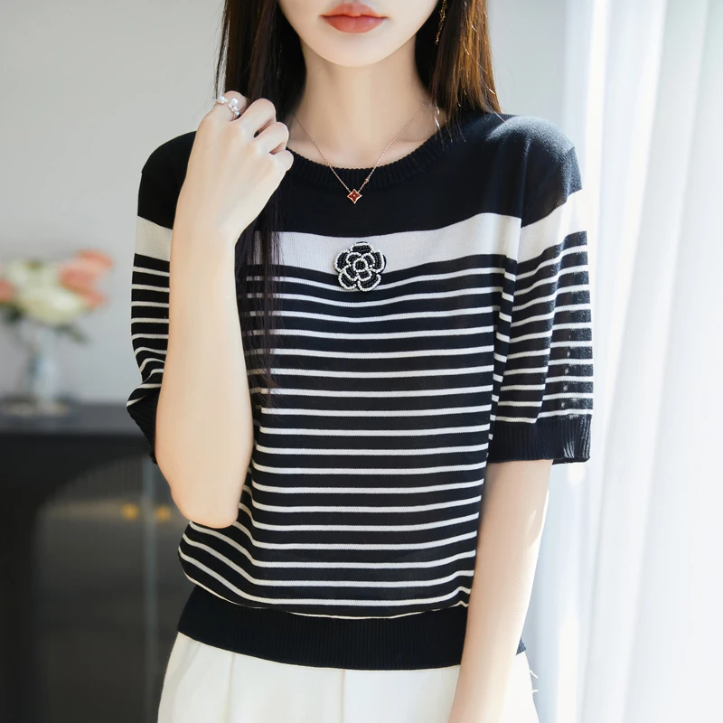 New Women's Short sleeved Spring/Summer 100% Cotton Knitted O-neck Women's T-shirt Fashion Hot Selling Basic T-shirt
New Women's Short sleeved Spring/Summer 100% Cotton Knitted O-neck Women's T-shirt Fashion Hot Selling Basic T-shirt