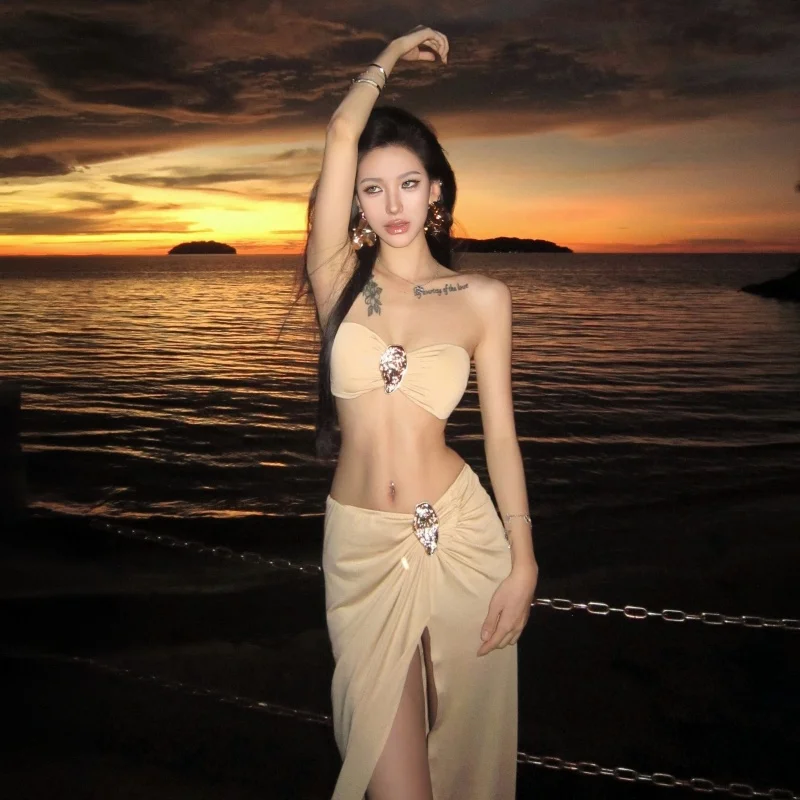 Sexy Bikini Tee-Piece Set Long Dr Slimming Beach Vaion Godd with Chest Pad Nylon Spandex String Bikini No Steel Su...
Sexy Bikini Tee-Piece Set Long Dr Slimming Beach Vaion Godd with Chest Pad Nylon Spandex String Bikini No Steel Su...