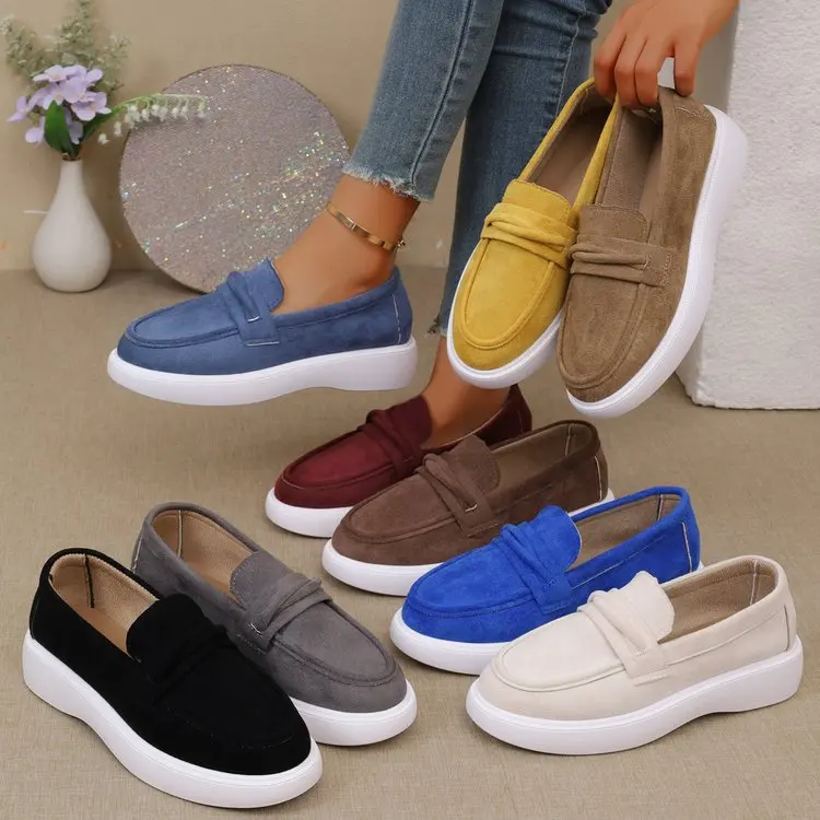 Новинка 2025, осенняя женская британская модная однотонная замшевая парусиновая легкая обувь на плоской подошве, уличная удобная повседневная обувь
Новинка 2025, осенняя женская британская модная однотонная замшевая парусиновая легкая обувь на плоской подошве, уличная удобная повседневная обувь