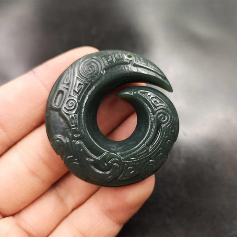 Green Pendant Double-sided Hetian Jade Imitation Hook Ornament
Green Pendant Double-sided Hetian Jade Imitation Hook Ornament