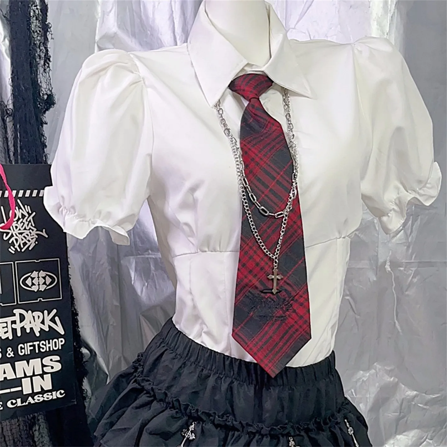 Harajuku Wear Accessories Knot Tie Japanese College Plaid Cross Chain Embroidery Necktie
Harajuku Wear Accessories Knot Tie Japanese College Plaid Cross Chain Embroidery Necktie