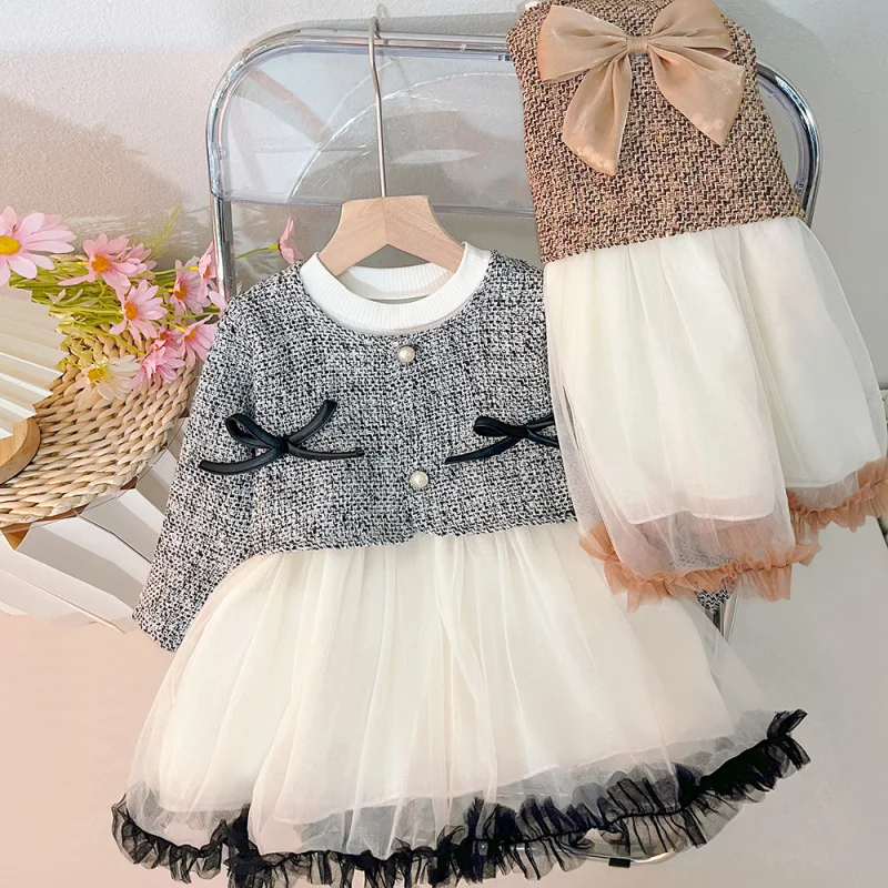 Girls' Dress2025Fashionable Stylish Bowknot Round Neck Patchwork Mesh Princess Style Dress
Girls' Dress2025Fashionable Stylish Bowknot Round Neck Patchwork Mesh Princess Style Dress