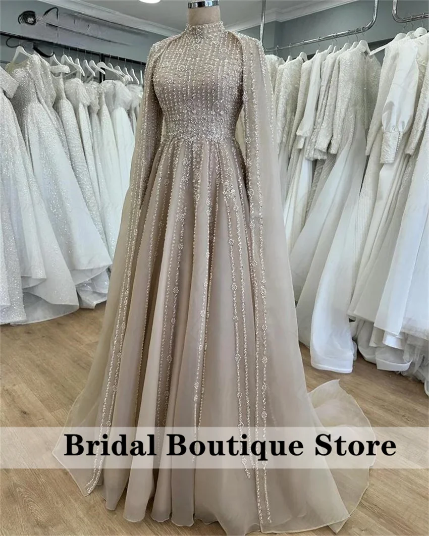 Elegant Mermaid Dubai Evening Dress with Cape Beading Crystals Dubai Arabic Style Long Formal Gown Prom Wedding Party Customized
Elegant Mermaid Dubai Evening Dress with Cape Beading Crystals Dubai Arabic Style Long Formal Gown Prom Wedding Party Customized