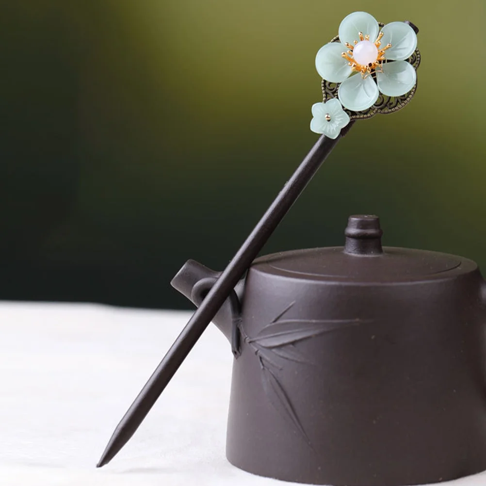 Retro Hairpin H made Wooden Cherry Blossoms Women Hair Accessory Simple Style Vintage Traditional Chinese Hair Decor
Retro Hairpin H made Wooden Cherry Blossoms Women Hair Accessory Simple Style Vintage Traditional Chinese Hair Decor