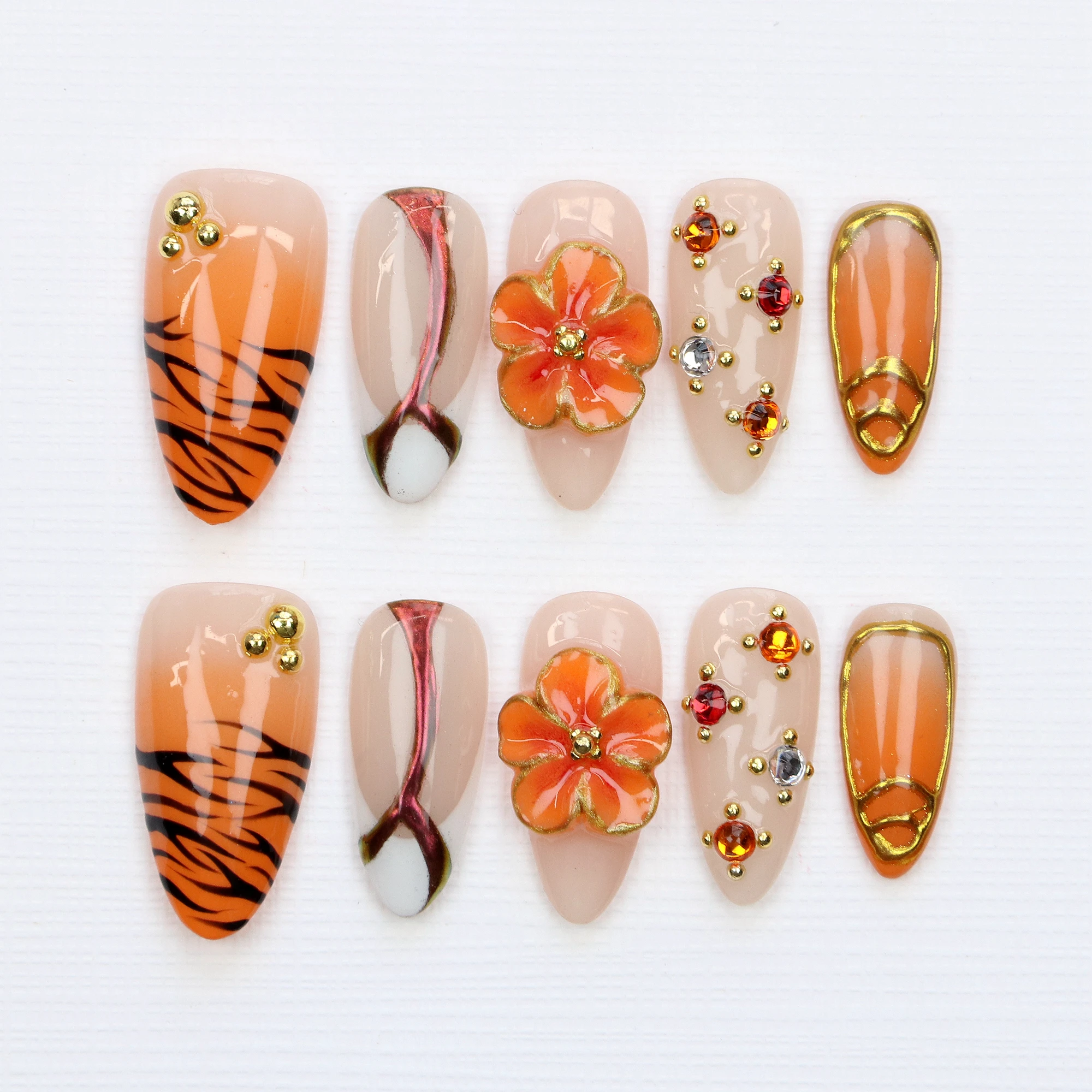 10Pcs Y2K Gift Orange 3D Floral Press On Nails,Custom Handpainted Summer-Inspired Gold Details zebra-stripe Japanese Fake Nail
10Pcs Y2K Gift Orange 3D Floral Press On Nails,Custom Handpainted Summer-Inspired Gold Details zebra-stripe Japanese Fake Nail