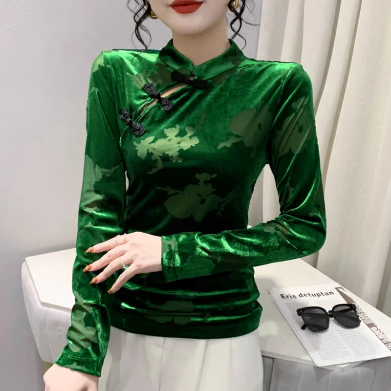 #8238 Black Green Velvet T Shirt Women Stand Collar Chinese Style Vintage T Shirt Long Sleeve Slim Short T-shirt Femme Buttons
#8238 Black Green Velvet T Shirt Women Stand Collar Chinese Style Vintage T Shirt Long Sleeve Slim Short T-shirt Femme Buttons