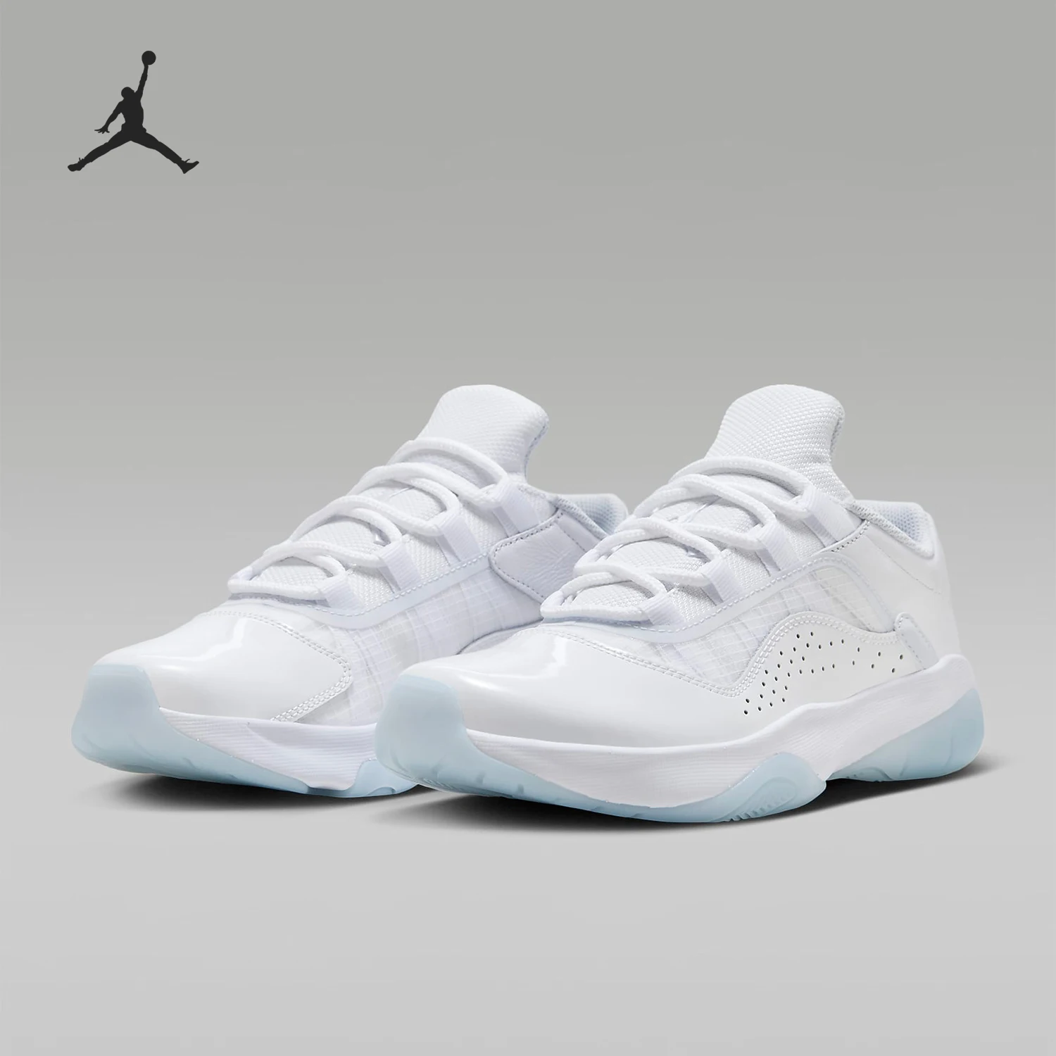 Nike Authentic Air Jordan 11 CMFT Low Women's Sports Basketball Shoes DV2629-140
Nike Authentic Air Jordan 11 CMFT Low Women's Sports Basketball Shoes DV2629-140