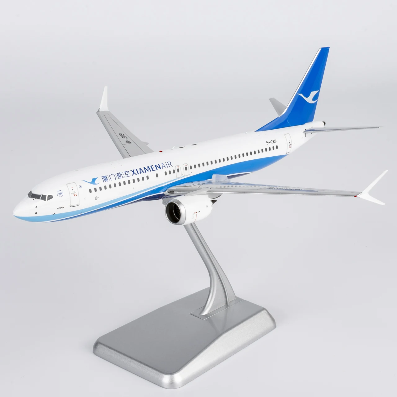 64121 Alloy Collectible Plane Gift NG Model 1:200 Xiamen Airlines "SkyTeam" Boeing B737 MAX 8 Diecast Aircraft Jet Model B-1289
64121 Alloy Collectible Plane Gift NG Model 1:200 Xiamen Airlines "SkyTeam" Boeing B737 MAX 8 Diecast Aircraft Jet Model B-1289