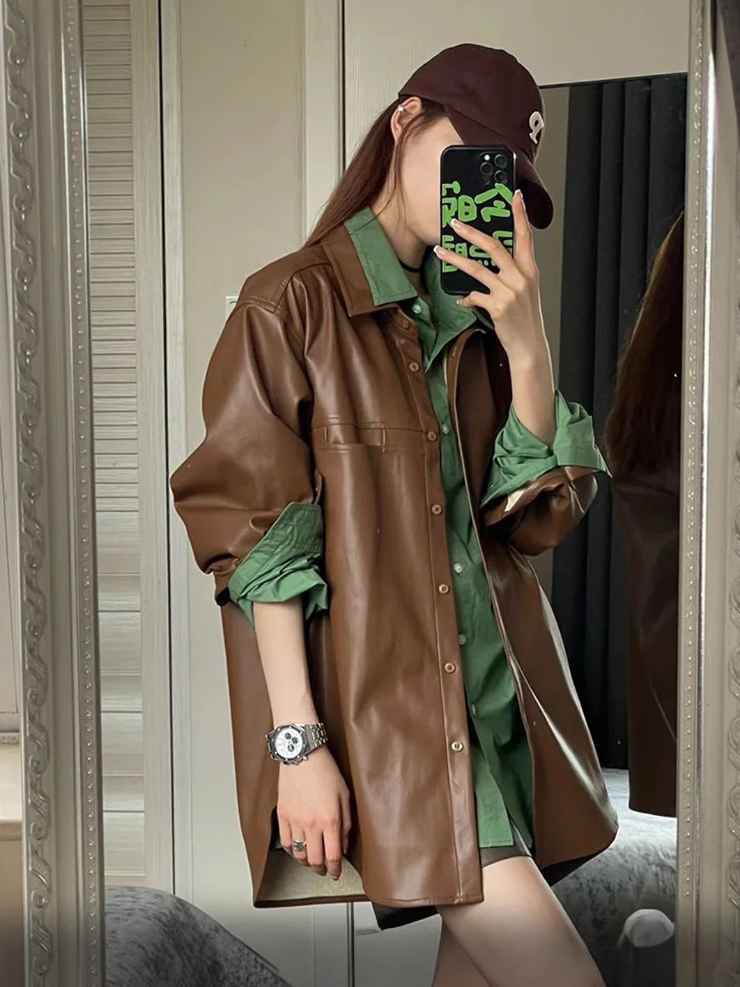 Retro Brown Leather Jacket Women's Summer New Style Green Shirt Commute Versatile Set High Waist Shorts Loose Fit Fashion
Retro Brown Leather Jacket Women's Summer New Style Green Shirt Commute Versatile Set High Waist Shorts Loose Fit Fashion