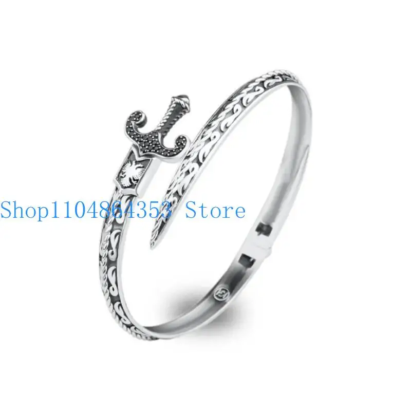 652F Modern Swords Open Bracelet Exquisite Bracelet Multifuntional Wrist Jewelry Statement Bracelet Perfect for Fashion Women
652F Modern Swords Open Bracelet Exquisite Bracelet Multifuntional Wrist Jewelry Statement Bracelet Perfect for Fashion Women