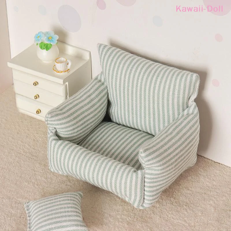 1/12 Dollhouse Mini Striped Sofa Model Dollhouse Living Scene Furniture Decoration Dolls House Simulatoon Pretend Play Ornaments
1/12 Dollhouse Mini Striped Sofa Model Dollhouse Living Scene Furniture Decoration Dolls House Simulatoon Pretend Play Ornaments