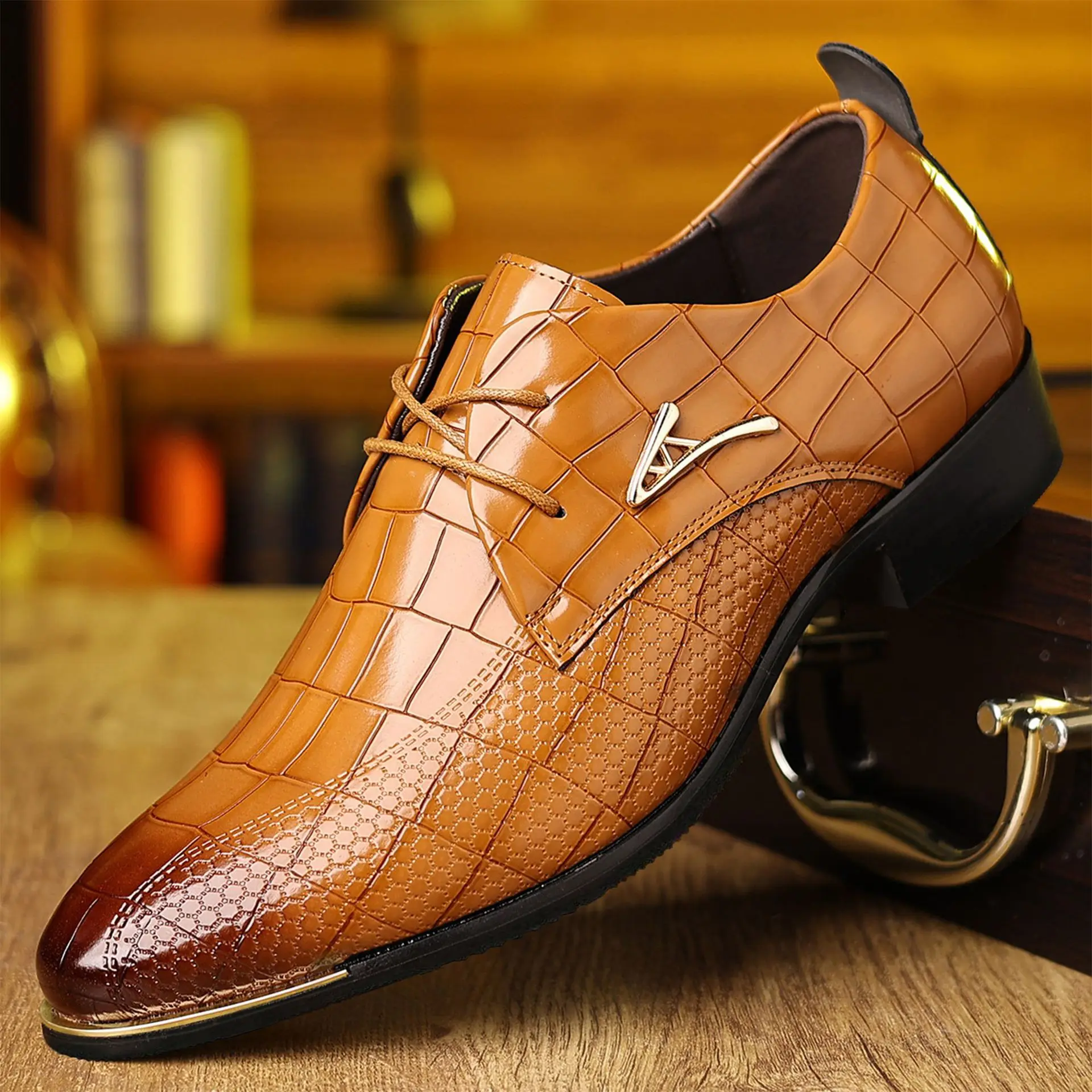 New Mens Business leather Shoes Soft soled comfortable formal shoe Casual versatile work footwear Fashion light Male shoes
New Mens Business leather Shoes Soft soled comfortable formal shoe Casual versatile work footwear Fashion light Male shoes