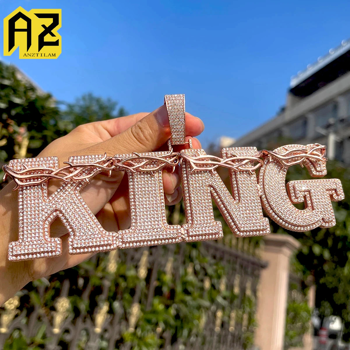 Thorn Crown BIG Customized Letters Name Iced Out Pendant Necklaces For Men Women Bling Zircon Necklace Hip Hop Jewelry Free shi
Thorn Crown BIG Customized Letters Name Iced Out Pendant Necklaces For Men Women Bling Zircon Necklace Hip Hop Jewelry Free shi