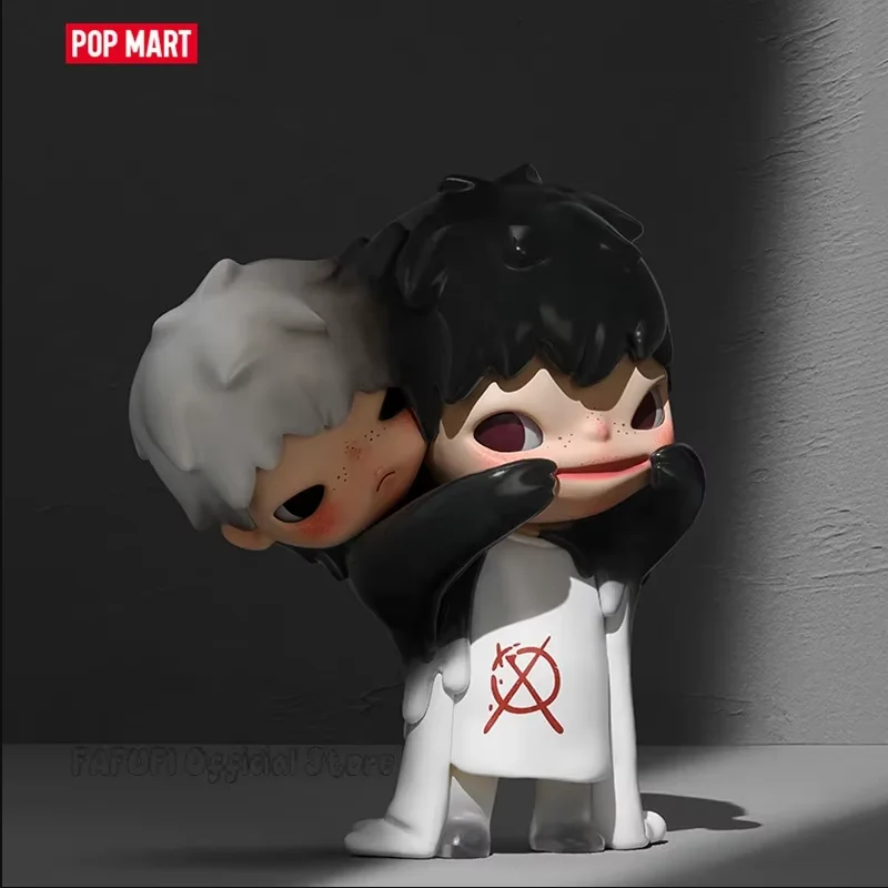 POP MART Hirono Simper 100% Figurine Height about 8 cm Series Anime Action Figure Ornament Dolls Model Guess Bag Blind Box
POP MART Hirono Simper 100% Figurine Height about 8 cm Series Anime Action Figure Ornament Dolls Model Guess Bag Blind Box