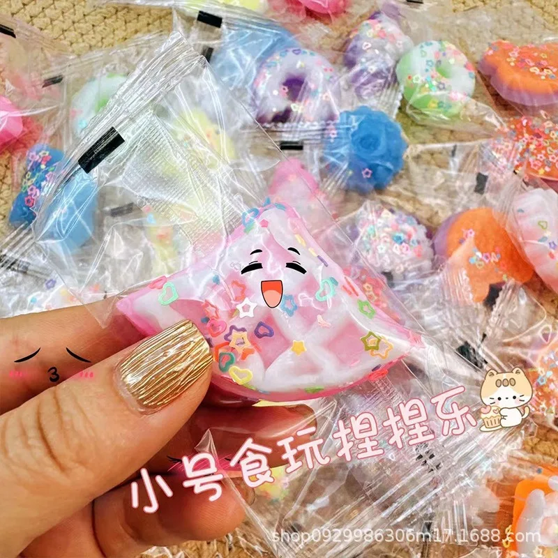 Internet celebrity simulation food play pinch music students vent decompression small toy tpr pinch super soft waffles, donuts
Internet celebrity simulation food play pinch music students vent decompression small toy tpr pinch super soft waffles, donuts