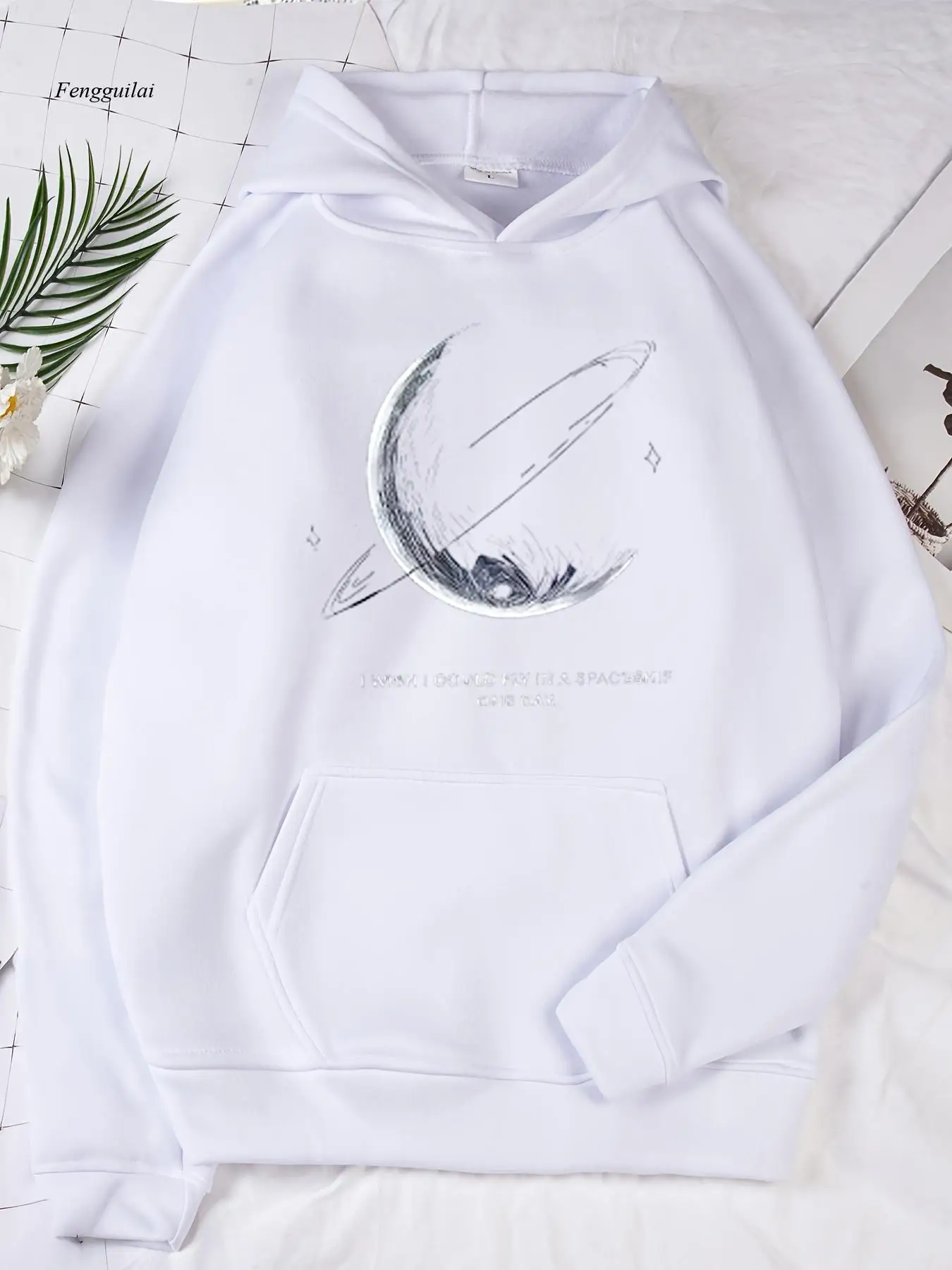 Повседневная толстовка унисекс с капюшоном и принтом в виде полумесяца и звезд, карман-кенгуру, ребристые манжеты и подол, всесезонный комфорт
Повседневная толстовка унисекс с капюшоном и принтом в виде полумесяца и звезд, карман-кенгуру, ребристые манжеты и подол, всесезонный комфорт