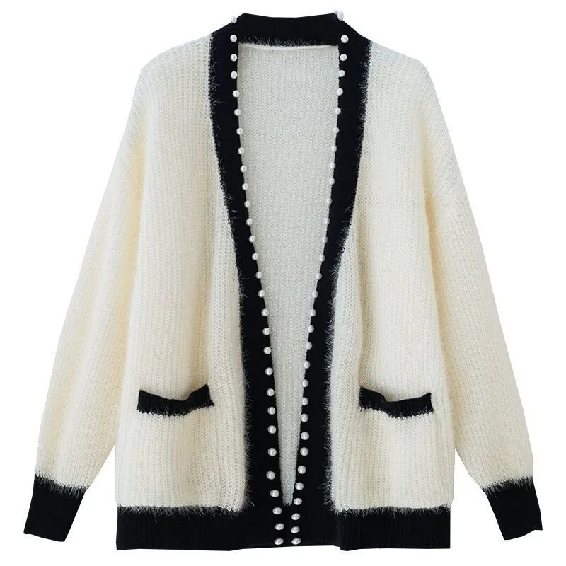 2024 New Autumn Commuter Temperament Beaded Women Loose Casual Versatile Lazy Style Knitted Chic Sweater Cardigan
2024 New Autumn Commuter Temperament Beaded Women Loose Casual Versatile Lazy Style Knitted Chic Sweater Cardigan