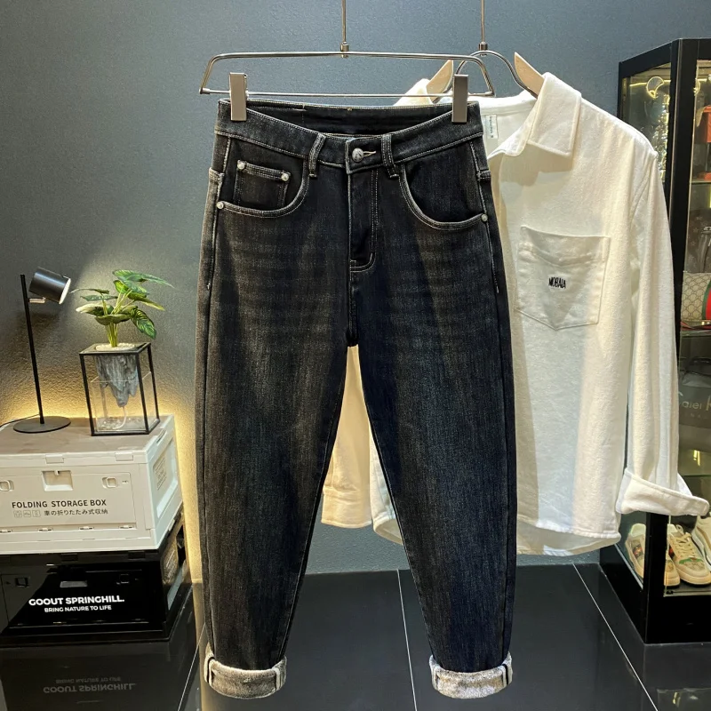 Мужские зимние утолщенные джинсы на флисовой подкладке2025Новые модные высококачественные облегающие зауженные теплые брюки
Мужские зимние утолщенные джинсы на флисовой подкладке2025Новые модные высококачественные облегающие зауженные теплые брюки