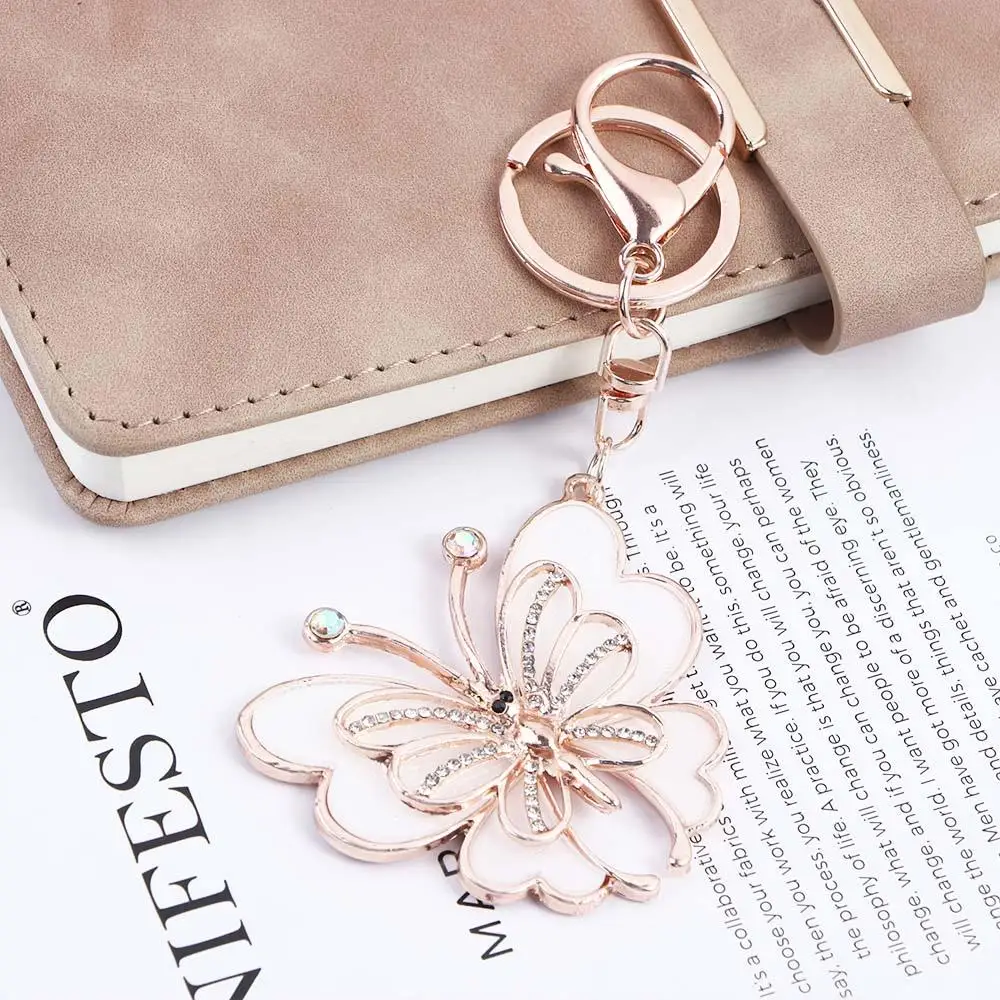 Simple Interior Accessories Backpack Pendant Metal Rhinestone Crystal Key Pendant Butterfly Keychain Bag Key Ring Keys Holder
Simple Interior Accessories Backpack Pendant Metal Rhinestone Crystal Key Pendant Butterfly Keychain Bag Key Ring Keys Holder