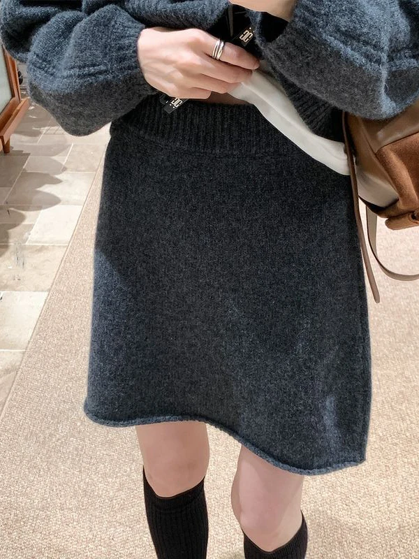 Вязаная юбка BRLWIN в корейском стиле для женщин, осенняя новинка, ретро, универсальная, с высокой талией, А-силуэт
Вязаная юбка BRLWIN в корейском стиле для женщин, осенняя новинка, ретро, универсальная, с высокой талией, А-силуэт