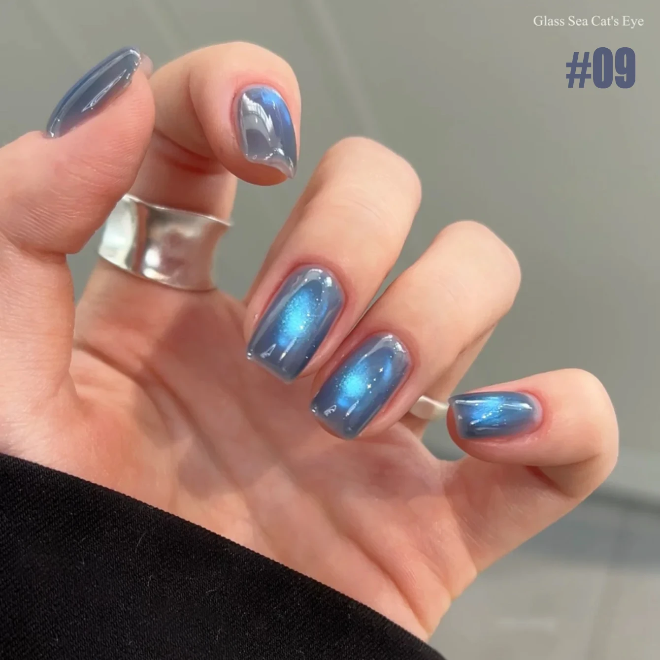 MIANEL 10ML 1PCS Popular Sea Blue Nails Strobe Popular Ice Clear Blue Glass Bead Highlight Whitening Cat Eye Gel Nail Polish
MIANEL 10ML 1PCS Popular Sea Blue Nails Strobe Popular Ice Clear Blue Glass Bead Highlight Whitening Cat Eye Gel Nail Polish