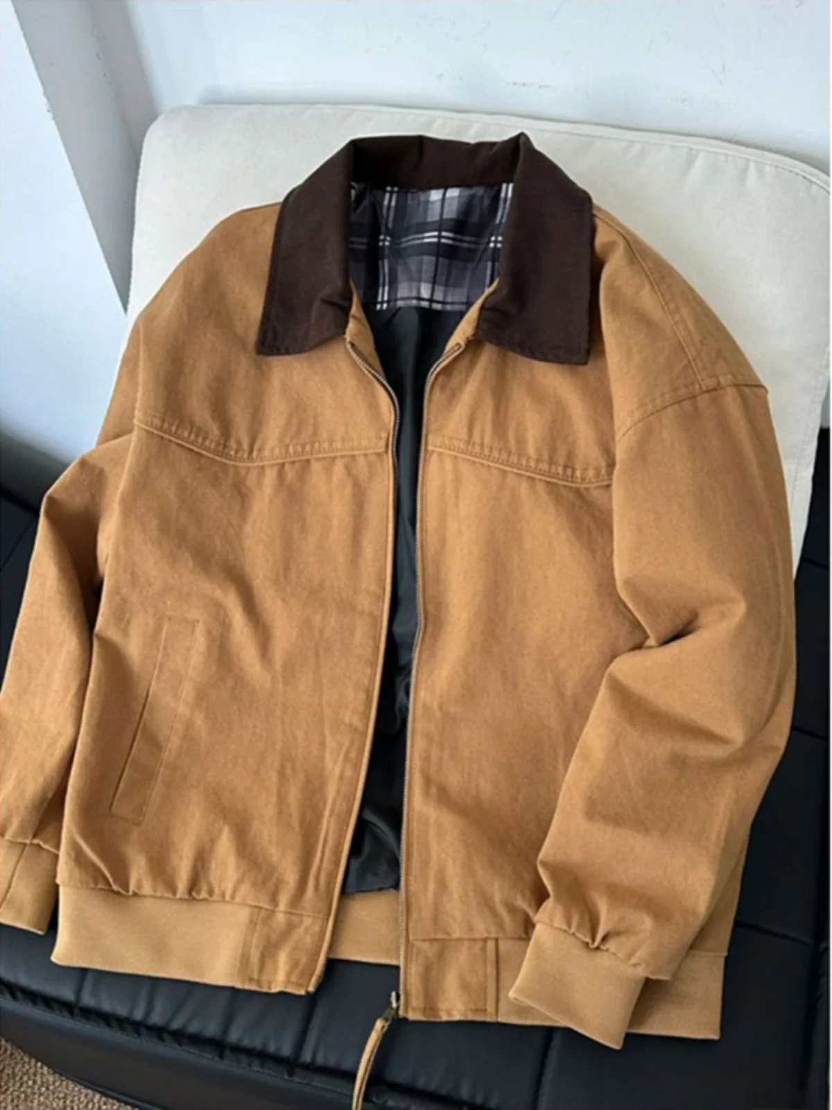 Весенняя винтажная бейсбольная куртка для мужчин с воротником-стойкой, хлопковая верхняя одежда в стиле Детройт, молодежная модная весенняя куртка
Весенняя винтажная бейсбольная куртка для мужчин с воротником-стойкой, хлопковая верхняя одежда в стиле Детройт, молодежная модная весенняя куртка